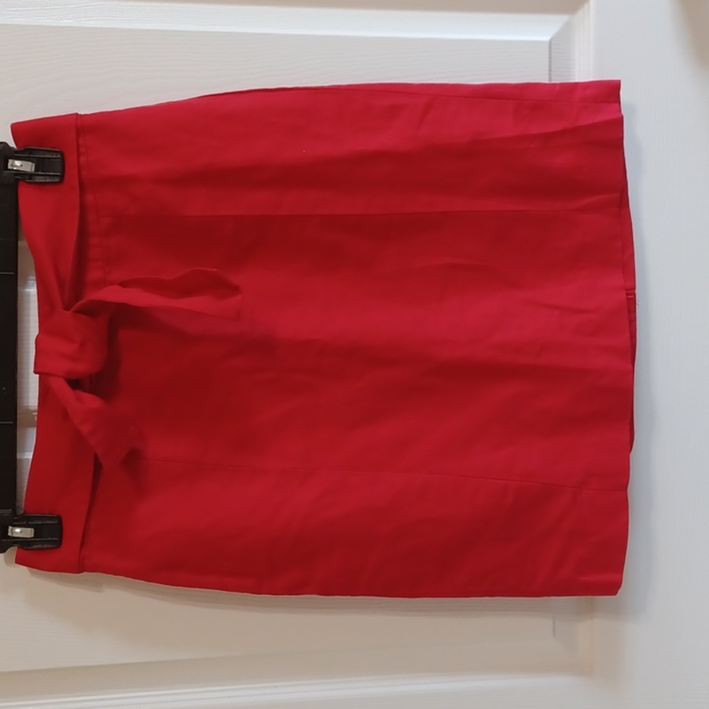 Banana Republic size 6 red skirt